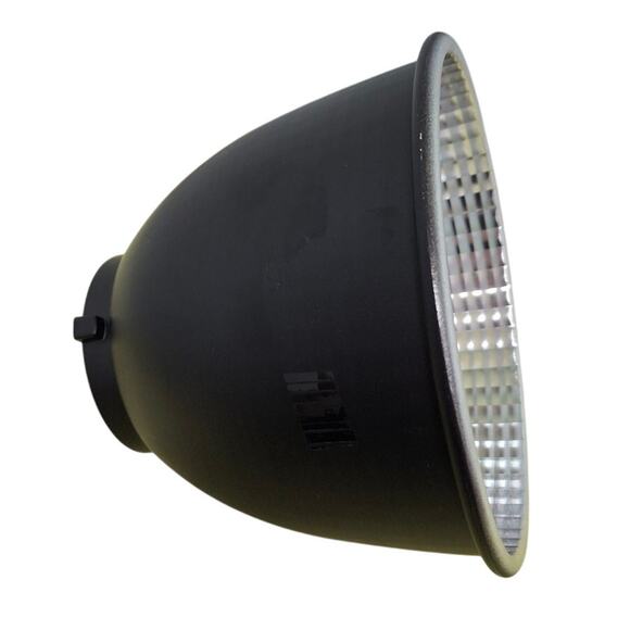 Neewer MS150B 130W LED Video Light Metal Reflector - Very Good Condition - Picture 2 of 3